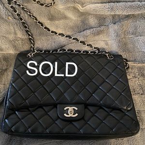 🛑SOLD🛑 Authentic Chanel Maxi Lambskin Single-Flap Handbag